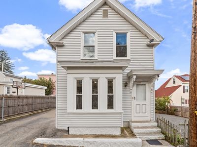 9 Milk St, Fitchburg, MA, 01420