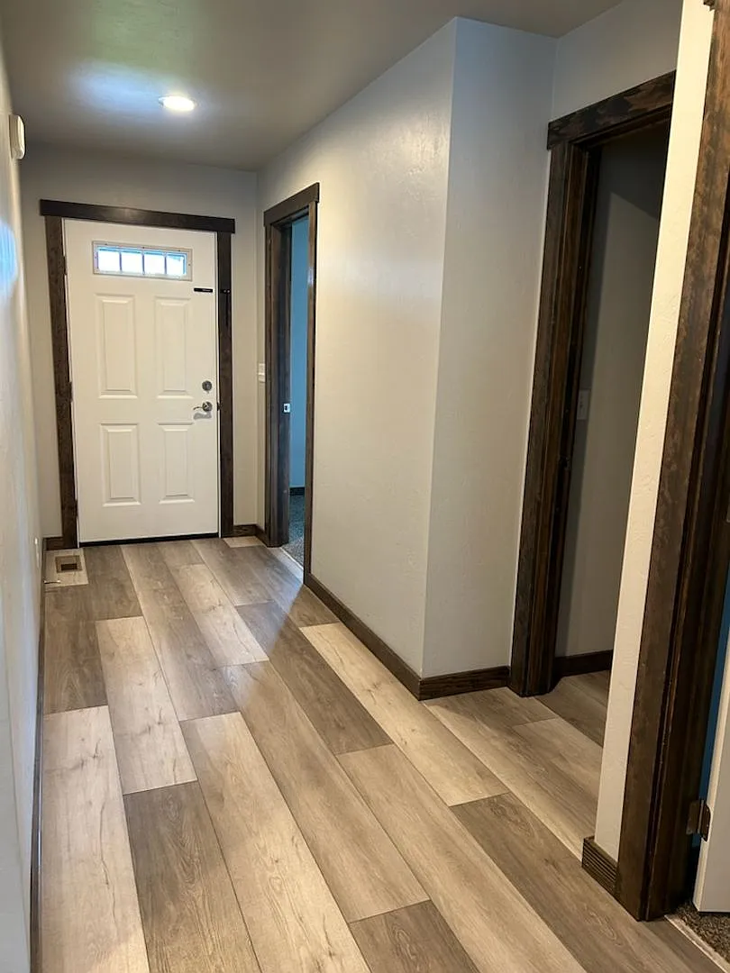 Newer Town Home — Photo 4