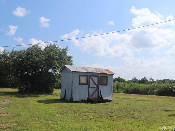 3rd image of 351 Moody Rd
