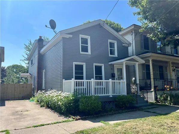 70 W 7th St, Oswego, NY 13126