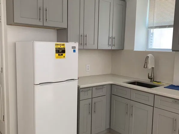 (undisclosed Address), College Pt, NY 11356