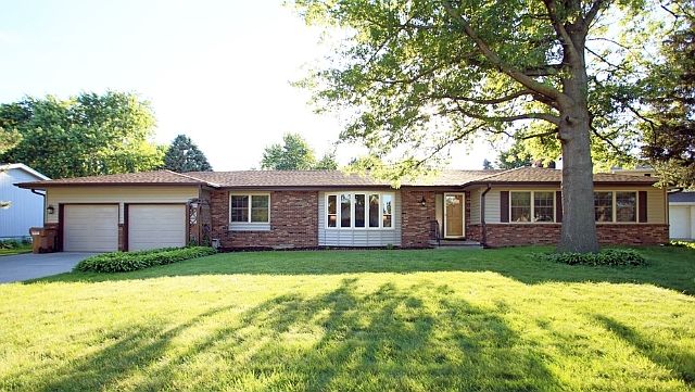 1st image of 1026 N 146th Cir