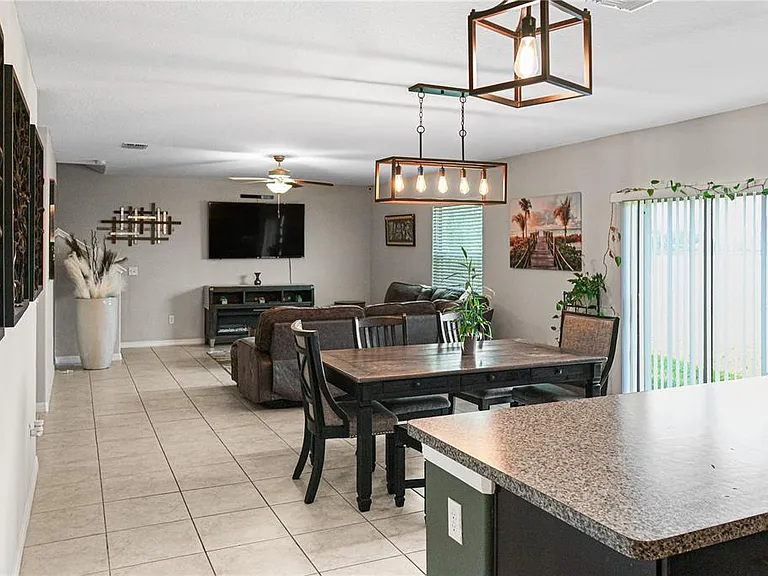 4301 Salt Springs Ln — Photo 4