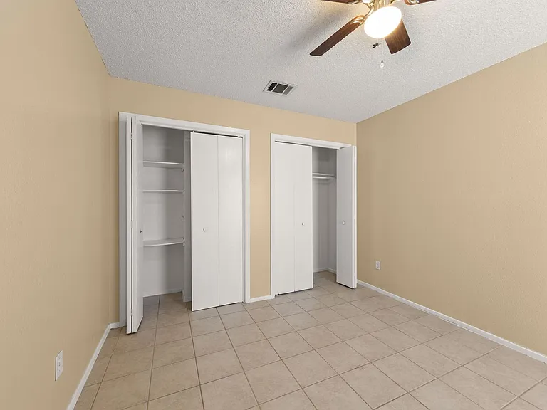 313 Greenlawn Blvd — Photo 24