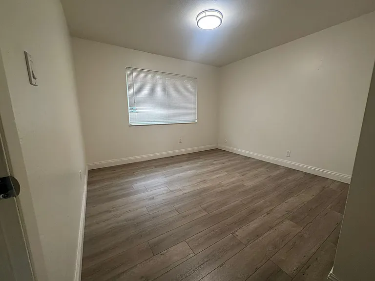 25538 Del Mar Ave #13 — Photo 16