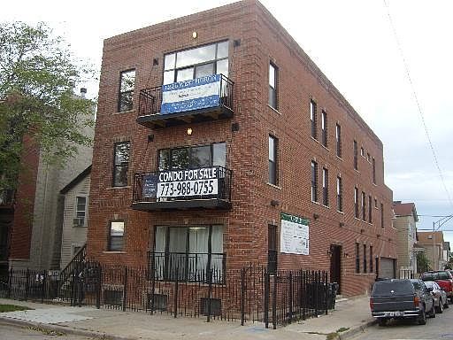 1st image of 1226 W Huron St #301
