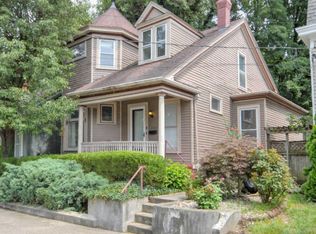 2206 Grinstead Dr, Louisville, KY
