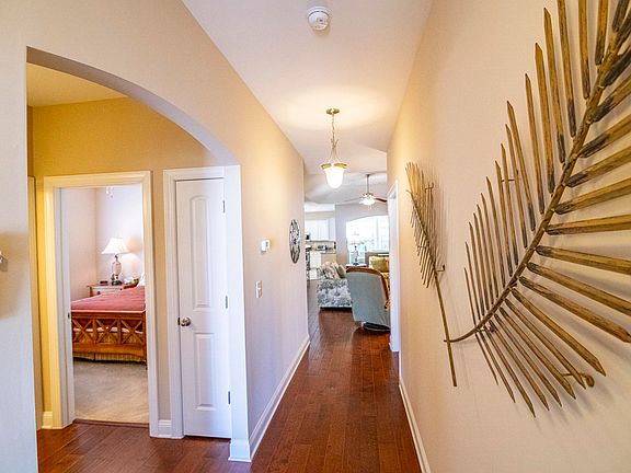 2nd image of 436 Arlington Circle