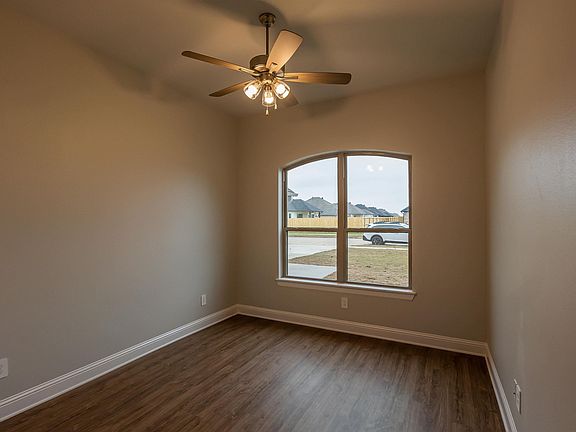 2nd image of 214 Amanda Ave