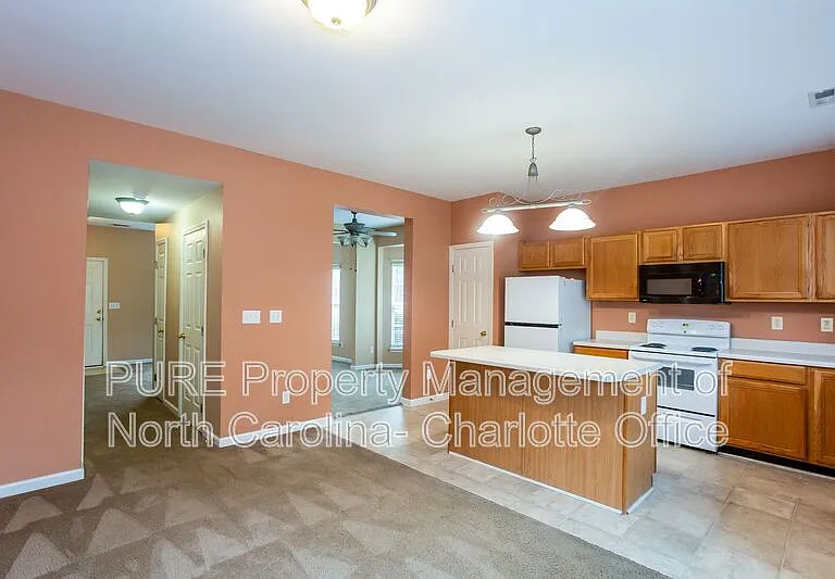 18040 Delmas Dr — Photo 7