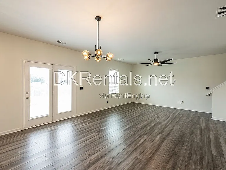 126 Verona Dr NW — Photo 24