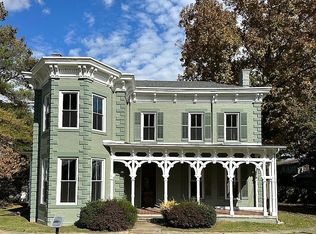 535 Front St, Vanceburg, KY 41179