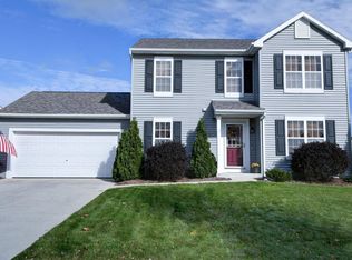 230 Cleveland Ave, Hartford, WI 53027