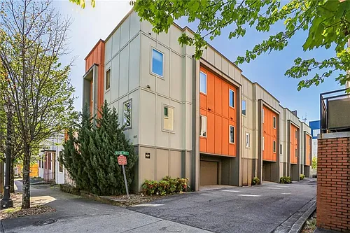 21 Skyline Way NE Photo 1