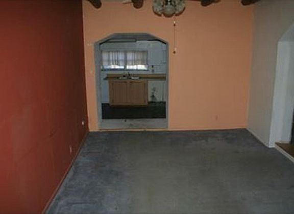 3rd image of 1116 Romero St