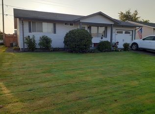 1982 Thompson Rd, Woodburn, OR 97071