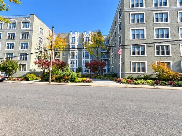 1175 E Broadway #3-G, Hewlett, NY 11557