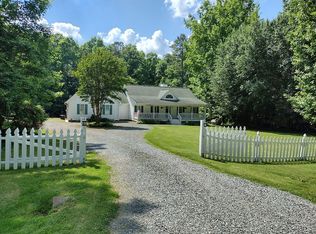 67 Deer Ridge Rd, Siler City, NC 27344