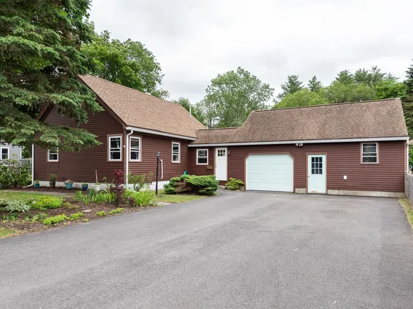 21 Redington Road, Concord, NH 03301
