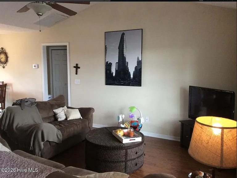 321 Rose Bud Ln #108 — Photo 2