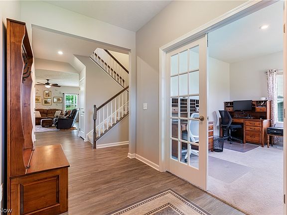 3rd image of 5810 Quarry Lake Dr SE
