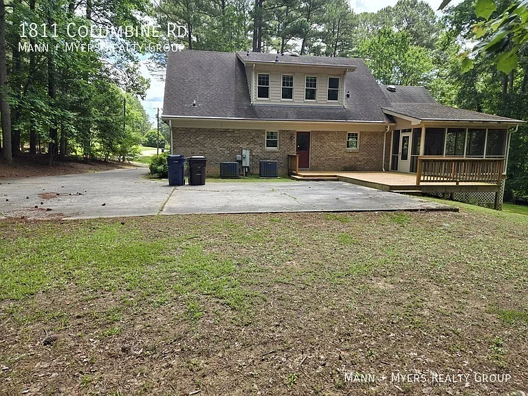 1811 Columbine Rd — Photo 40