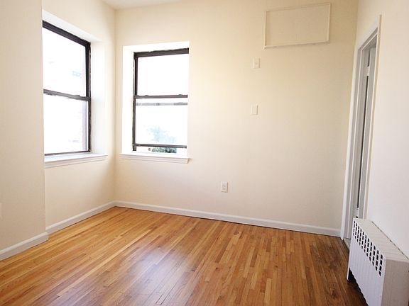 4th image of 460 W 50th St APT 2B
