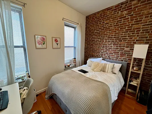 Rented by J Misrahi Realty Corp | media 4