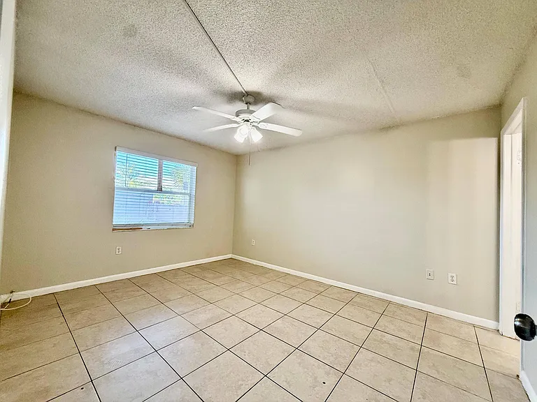 700 SW 81st Ave #1A — Photo 7