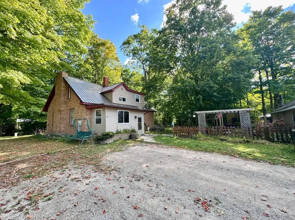 1249 M 32, Johannesburg, MI 49751