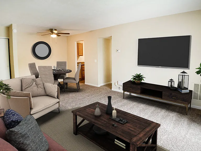 Crown Crossing Apartments — Photo 20