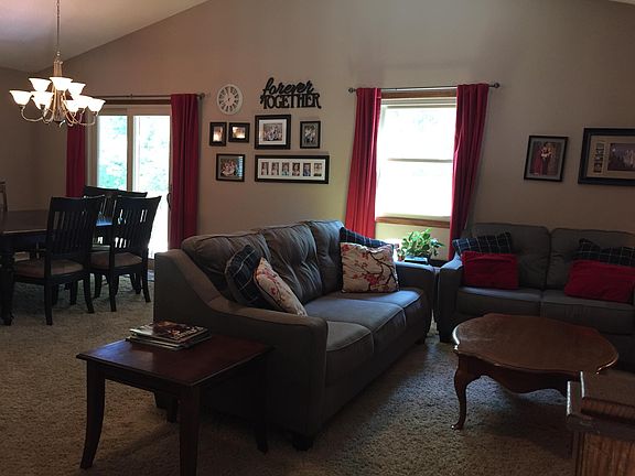 Open upstairs living space