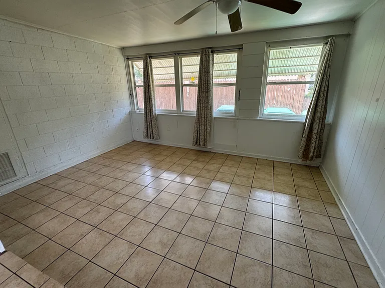 206 W Chesley Ave — Photo 6