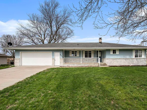 903 4th St, Yutan, NE 68073