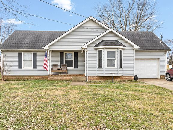 2nd image of 920 Desota Ln
