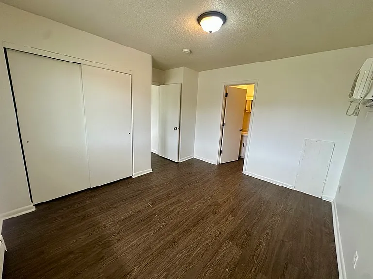 1465 Meadowview Dr #5 — Photo 8