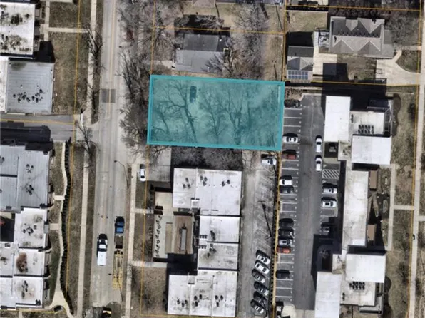 3629 Warwick Blvd, Kansas City, MO 64111