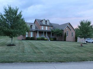 133 Crystal Springs Dr, Winfield, WV 25213