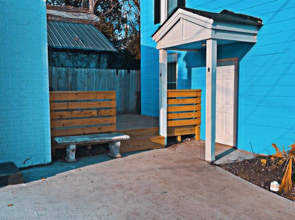 8 Hagood Ave #B