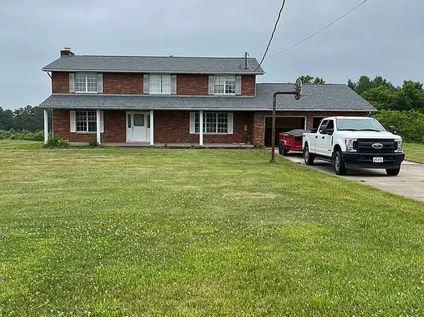 1674 McGill Rd, Belpre, OH 45714