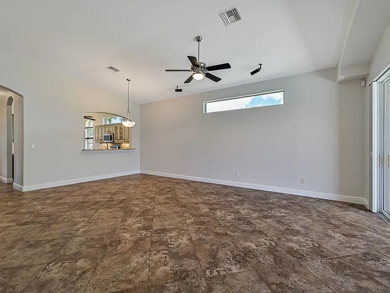 15238 Cortona Way — Photo 11