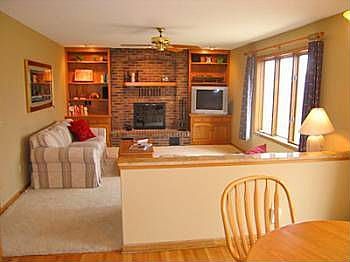 5th image of 1405 Forest Park Ln