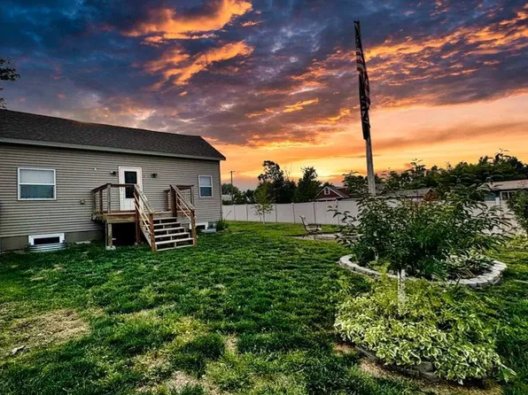 309 3rd Ave S, Glenburn, ND 58740