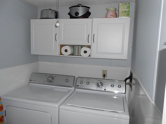 5th image of 21 Goosefare Dr