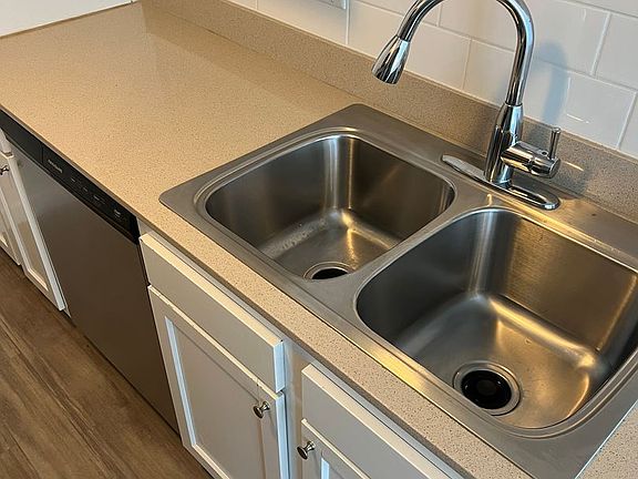 4th image of 3929 Kansas St APT 30