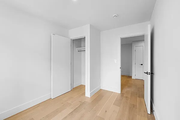 Bedroom, photo 7