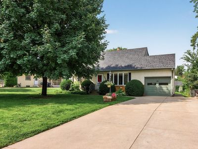 359 County Road B W, Roseville, MN, 55113