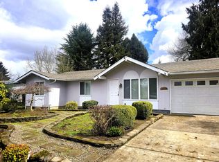 2605 Carbona St, Eugene, OR 97404