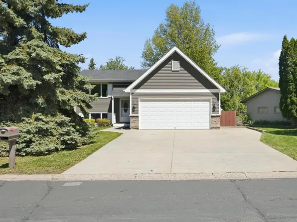 4466 W 131st St, Savage, MN 55378