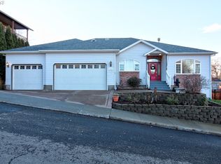 1809 Roberts St, The Dalles, OR